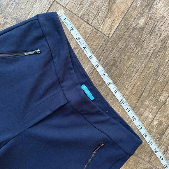 J. McLaughlin Ponte Pull On Ankle navy Pants size 2 - Picture 5 of 5